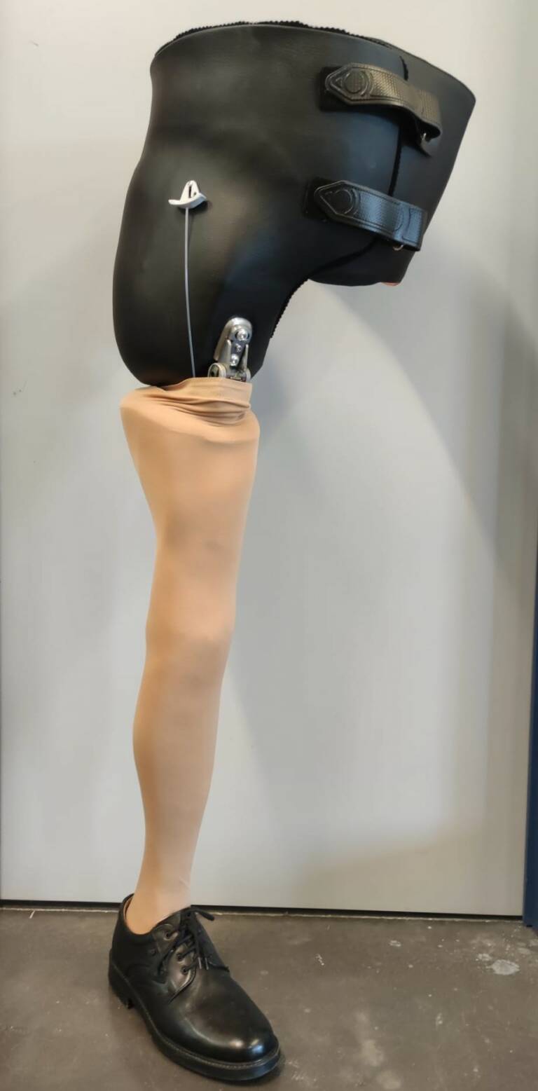 orthopedie-toussaint-prothese-pour-desarticulation-de-hanche-appareillage-orthopedique-sur-mesure